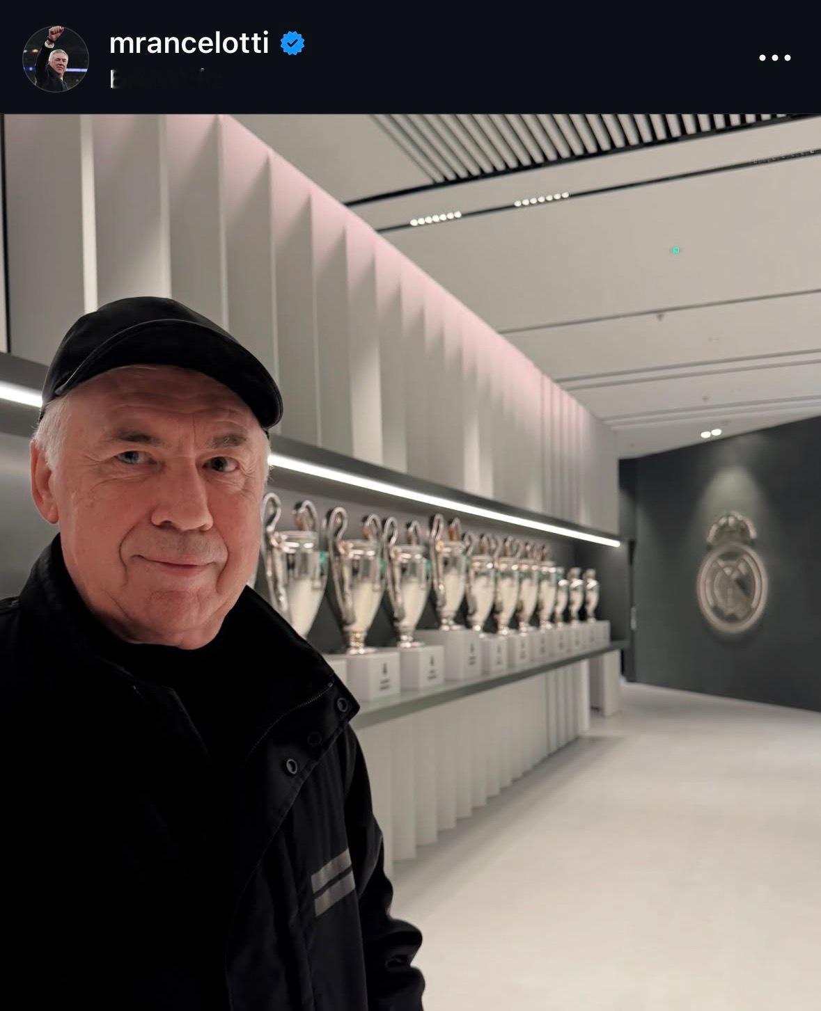 安切洛蒂ins：“在伯纳乌球场度过了一个多么精彩的欧冠之夜啊，感谢所有皇马球迷的