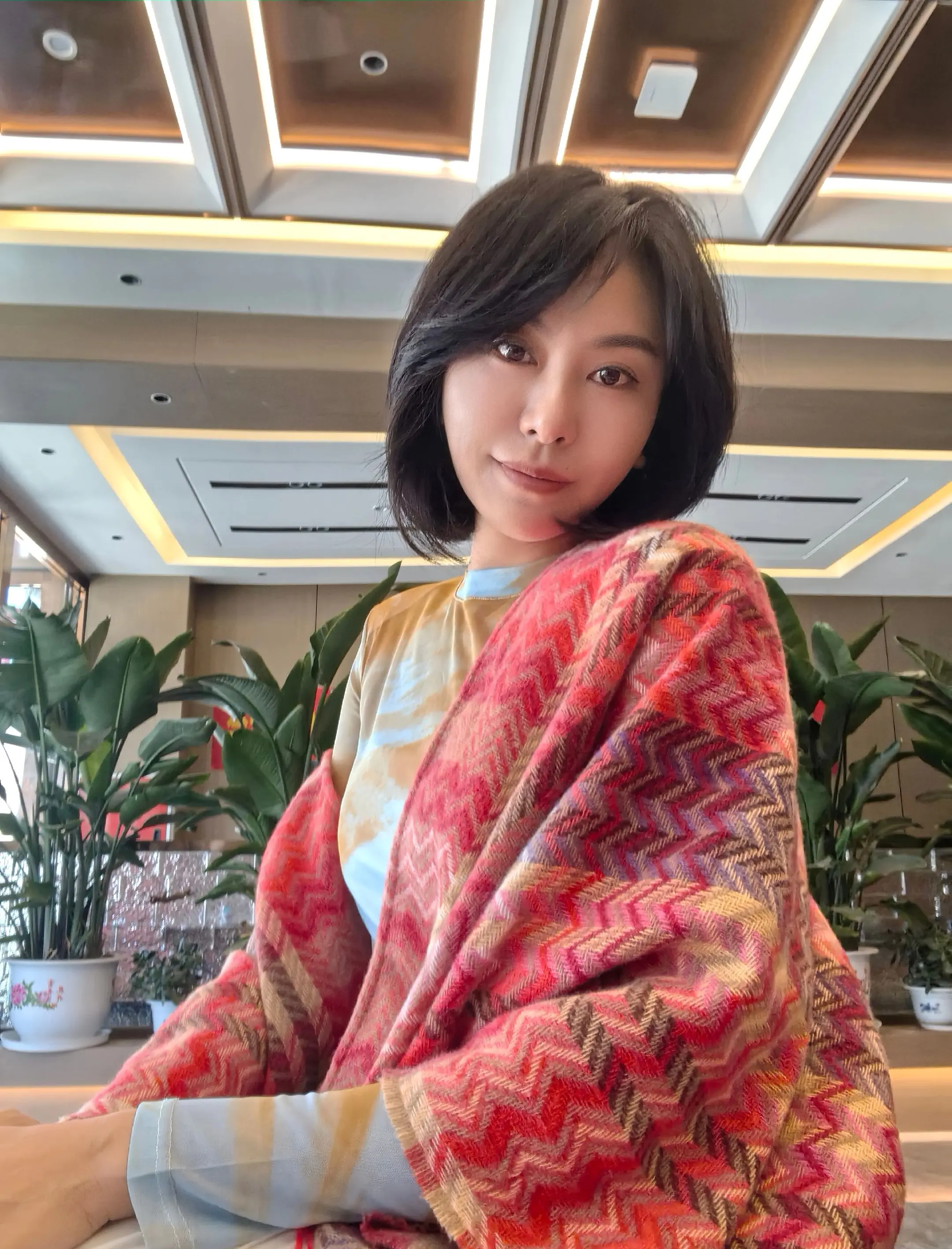 五颜六色生活 不应该乱七八糟过 “什么是分寸 ，好色而不淫”爱财而不贪...