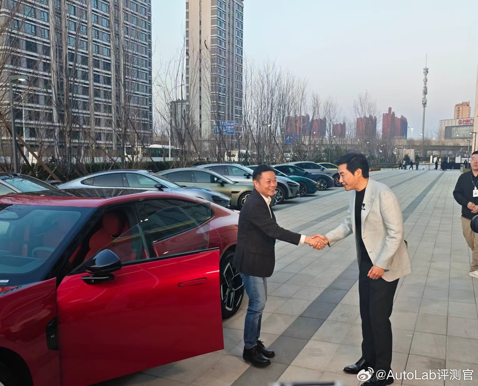 雷总的号召力还是牛啊，何小鹏、李想、宇树科技王兴兴等一众科技界大佬都来参加新SU