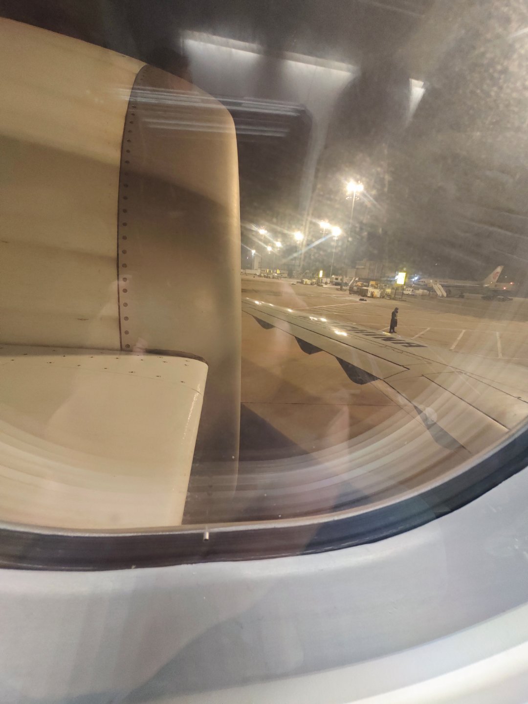 吃饱和团队开工第一飞坐国产C909飞机✈️出行c909