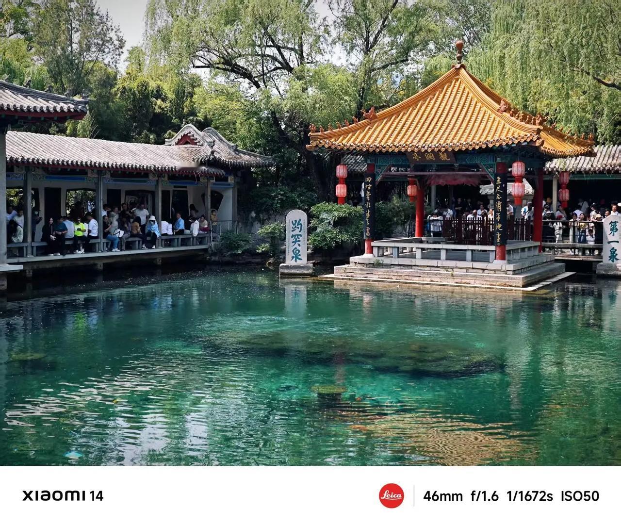 虽然扎心却很现实的五句话：
1、不要因为善良替别人撑伞却
淋湿了自己，过分的善良