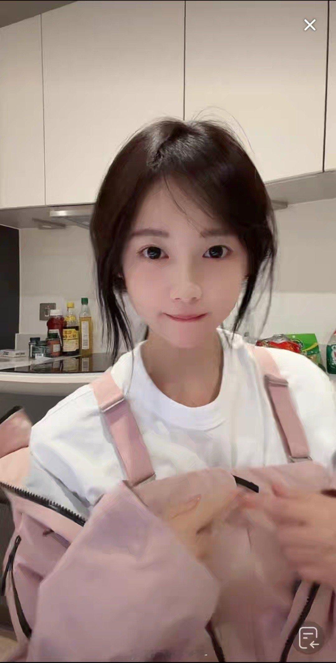 哈哈直播截图 ​​​