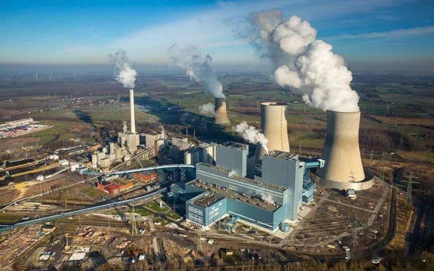 路透社称，由于天然气价格高涨，2023年亚洲的燃煤发电量上涨，占全球燃煤发电总量