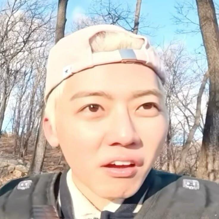 大家能接受这样的颜值站c吗 