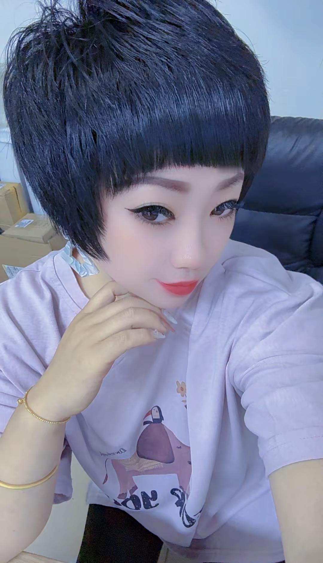 时间溜得比外卖小哥还快，你追不上，但能留痕迹。
每天五分鐘，不刷手机，不复盘昨天