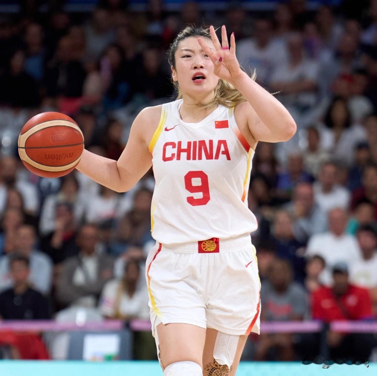 谁都没想到！一度远离国家队视野的女篮功勋李梦，回归居然迎来重大转机！

根据最新