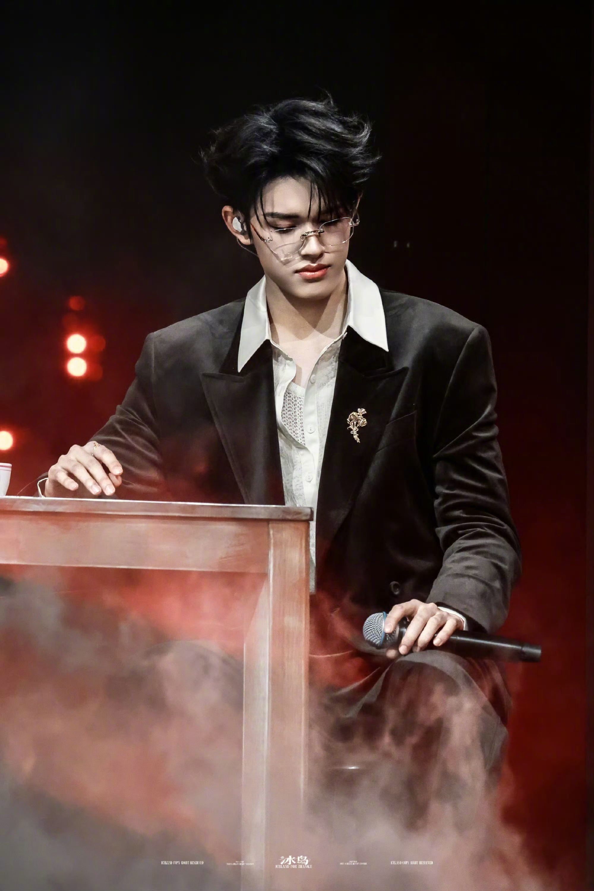 TOP登陆少年组合第一 实力碾压！荣耀之战演唱会次日，TOP登陆少年组合靠组合首