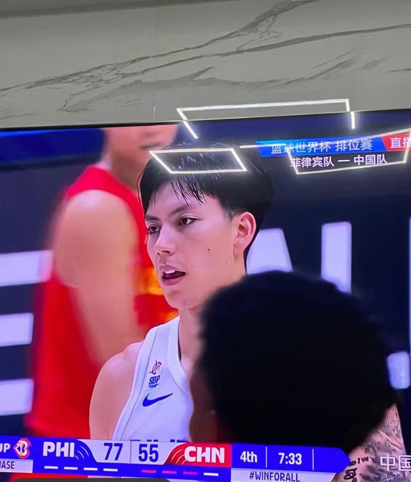 菲律宾连颜值都赢了，我们无话可说	#男篮世界杯