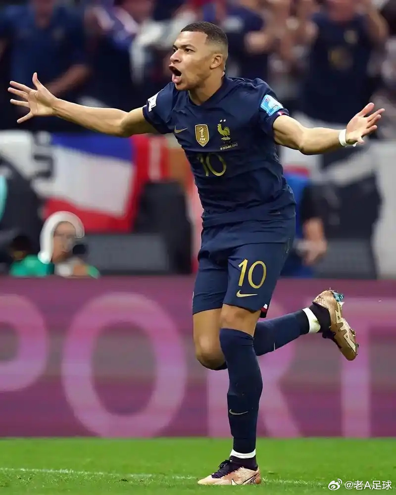 姆巴佩：法国天赋惊人，但需用冠军证明自己国家队比赛日，法国队队长姆巴佩接受《Té