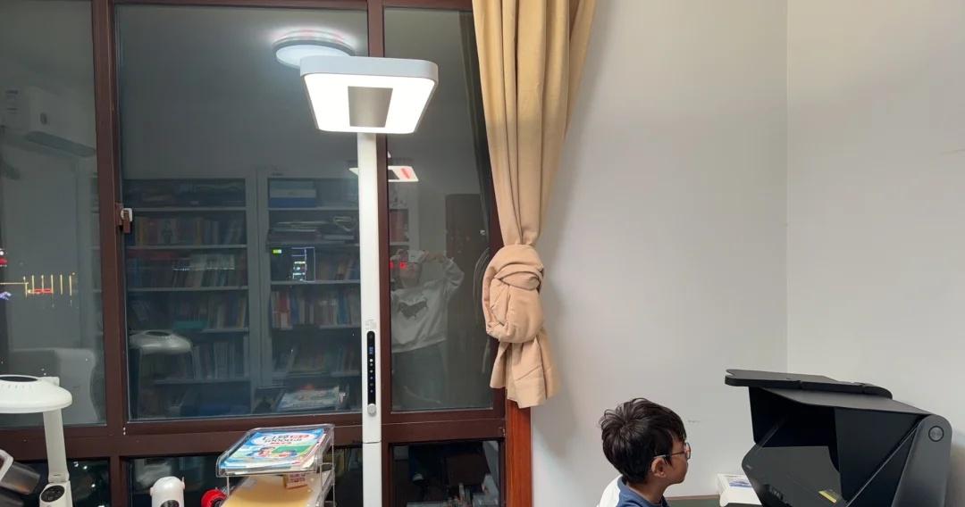 幼升小报志愿
二次元小卖部
开学两个多月了，还是有很多感触的
特别是和不同学校的