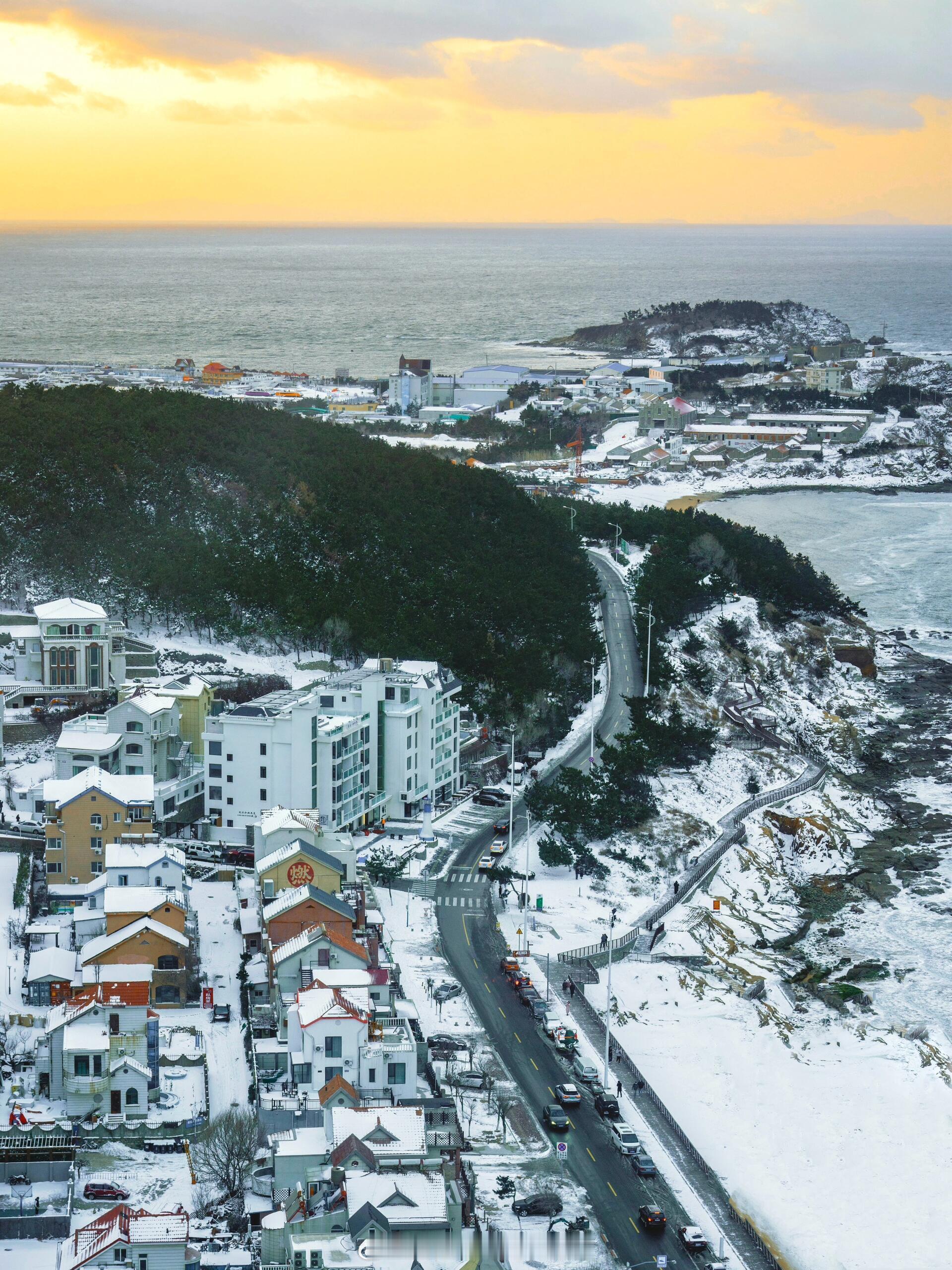 我最喜欢的9个秋冬旅游城市春去秋来，去南方赏秋，去北方看雪做为旅行博主，一直在庐