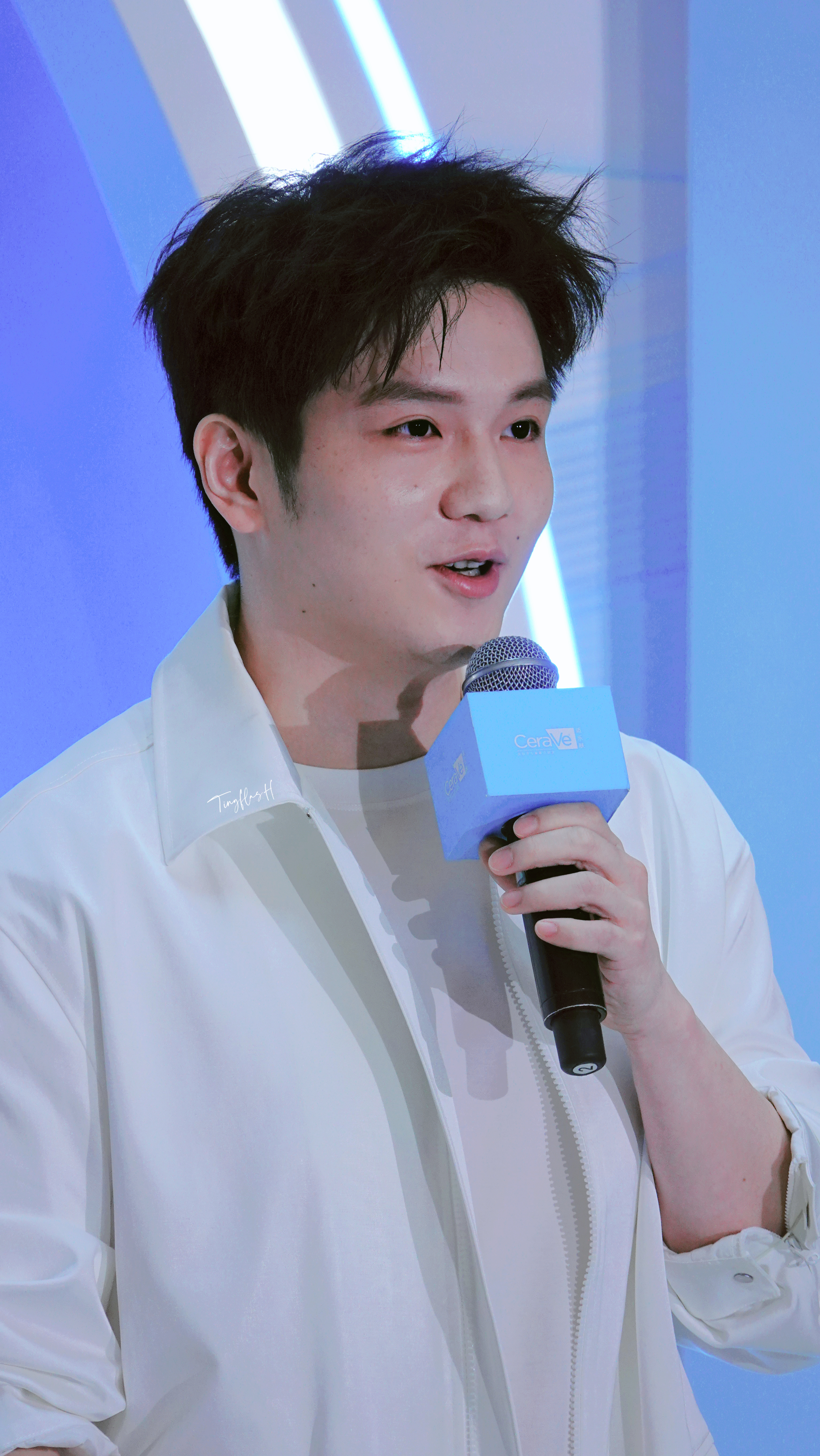 爱笑的眼睛樊振东适乐肤品牌代言人樊振东上海活动