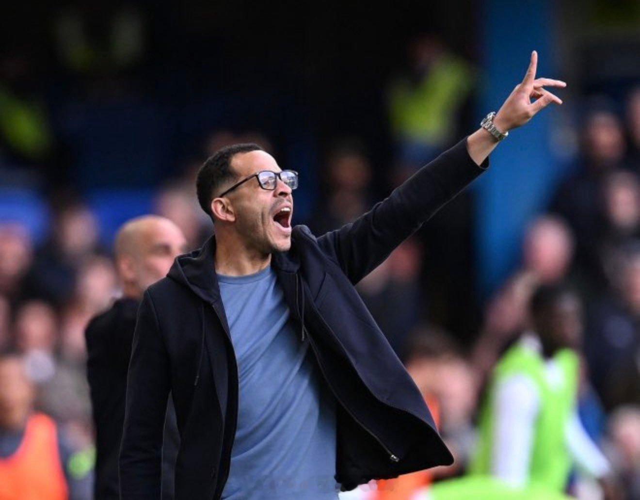 【罗塞尼尔坚信帅位无忧】切尔西0比3曼城，赛后采访，切尔西主帅罗塞尼尔确认，他参