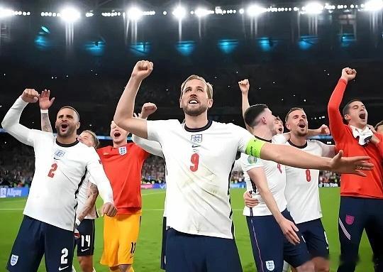 005    世预赛     英格兰VS塞尔维亚 英格兰客场5比0大胜塞尔维亚，