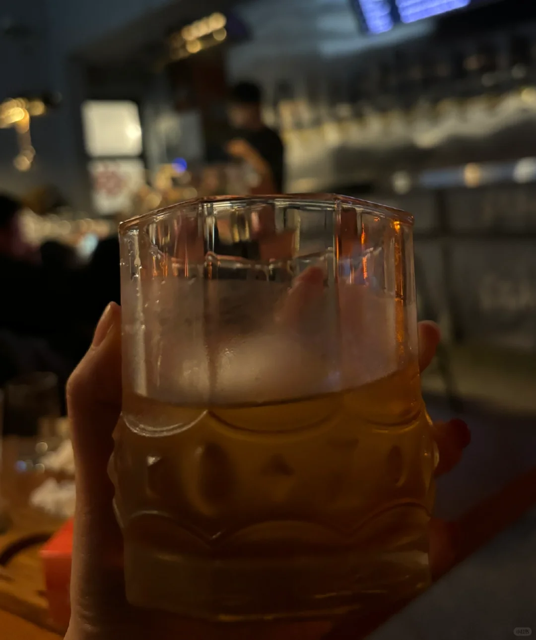 好想微醺后和爱的人疯狂接吻
