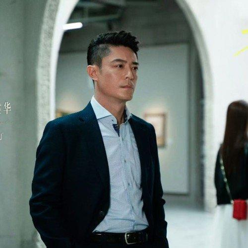 霍建华偶遇粉丝主动买单 现金结账老干部范 细节藏着刻进骨子里的教养
 
台湾街头