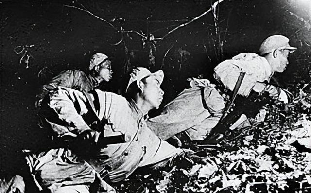 彭德怀后来说，抗美援朝有两大遗憾，一个是毛岸英不幸牺牲，这让彭德怀非常痛心，觉得