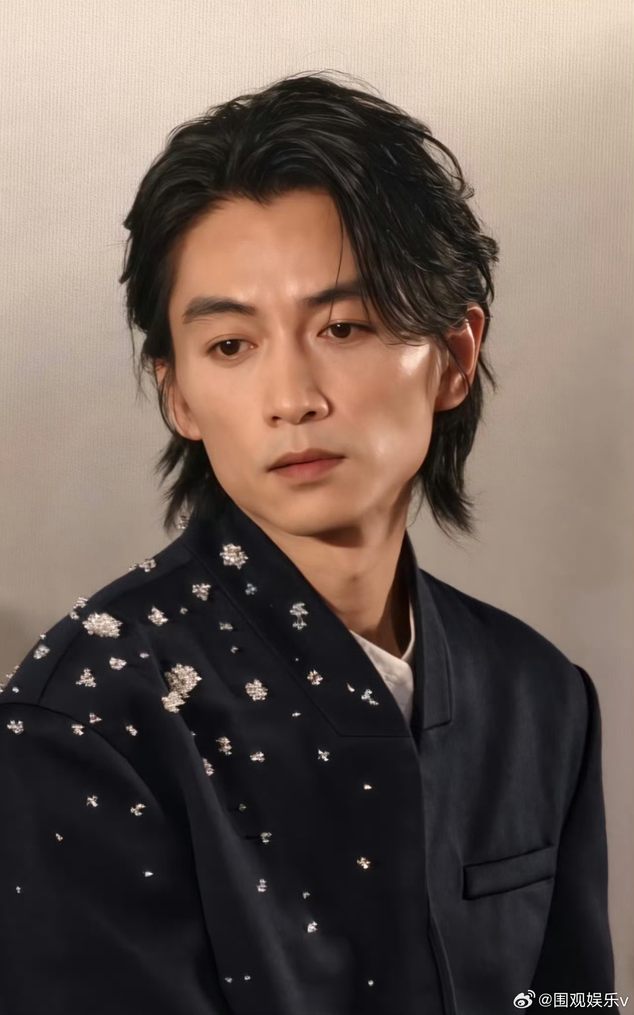 陈晓身高178体重只有100斤 下部剧到底是啥，需要瘦成这个状态吗？难道是少年嬴