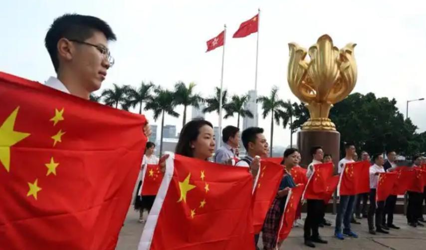 统一倒计时！中国向世界正告：台湾外债不承认、外军入侵必打击、海外资产归属明确，台