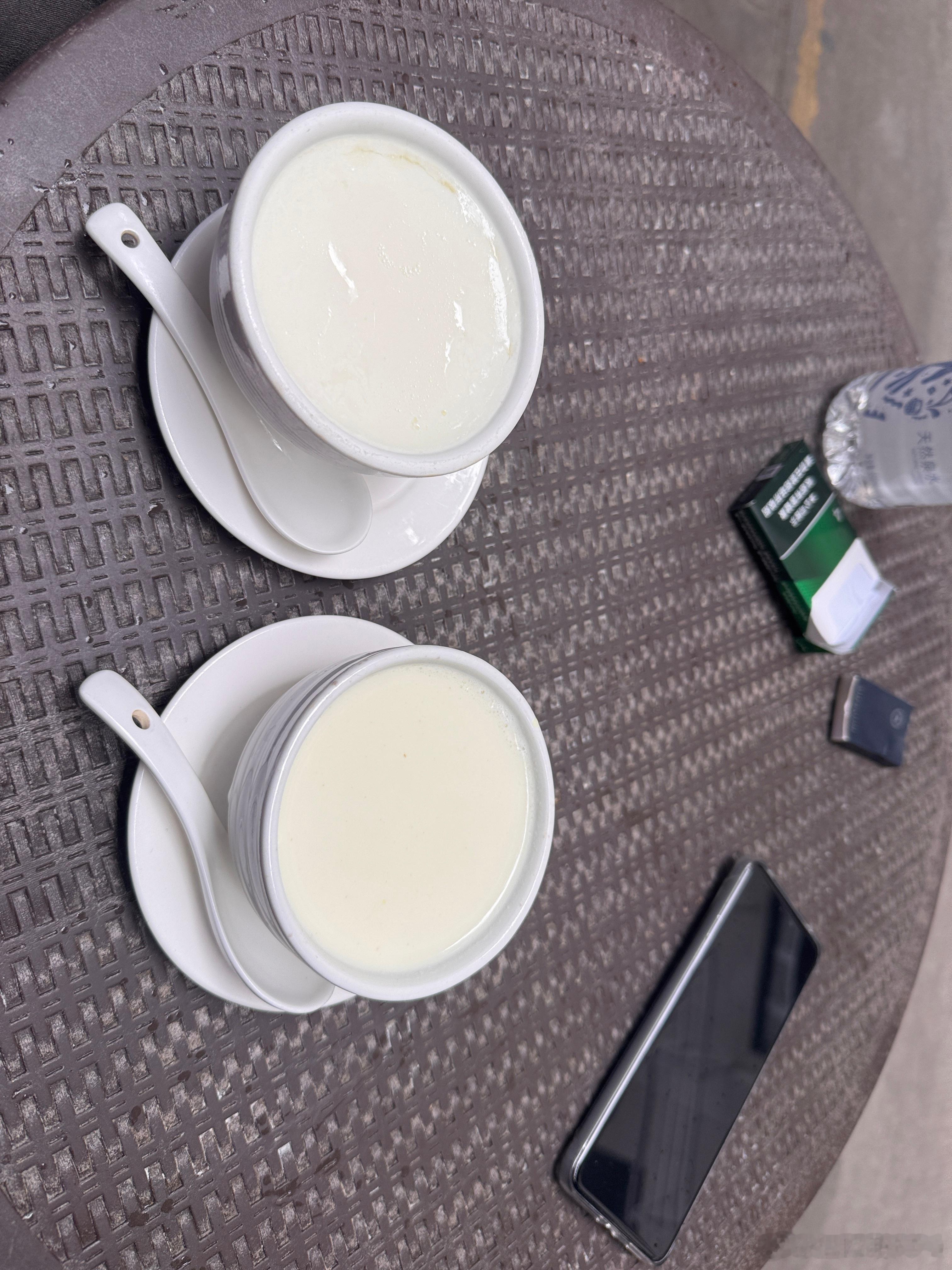 吃完早餐，去泰山发布会哦 