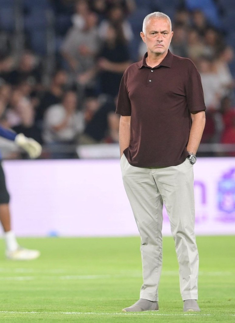 何塞·穆里尼奥执教的本菲卡是欧洲唯一一支在联赛中保持不败的球队 