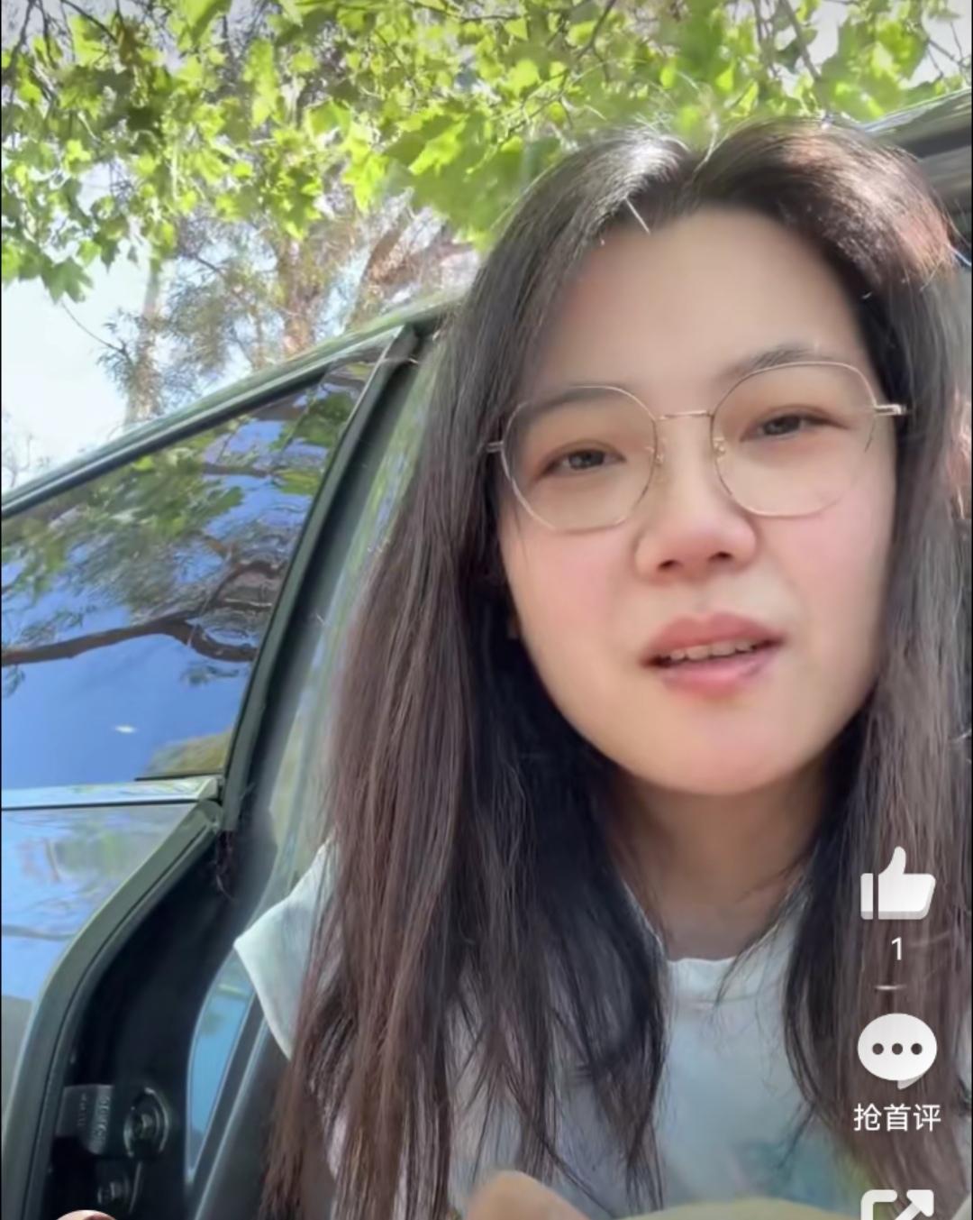 在美国看病全靠自愈力

这个在美国的博主说她三月份不舒服，约大夫约到四月中旬。看