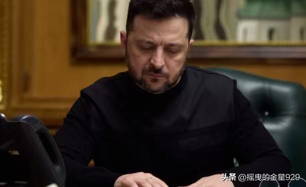 美国以色列袭击伊朗，泽连斯基蹭流量，声称伊朗被袭击是公平的，呼吁美国态度坚决点，