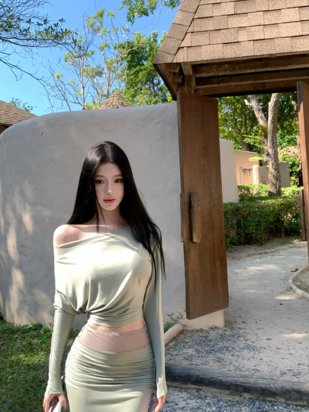 明媚的不止是天气