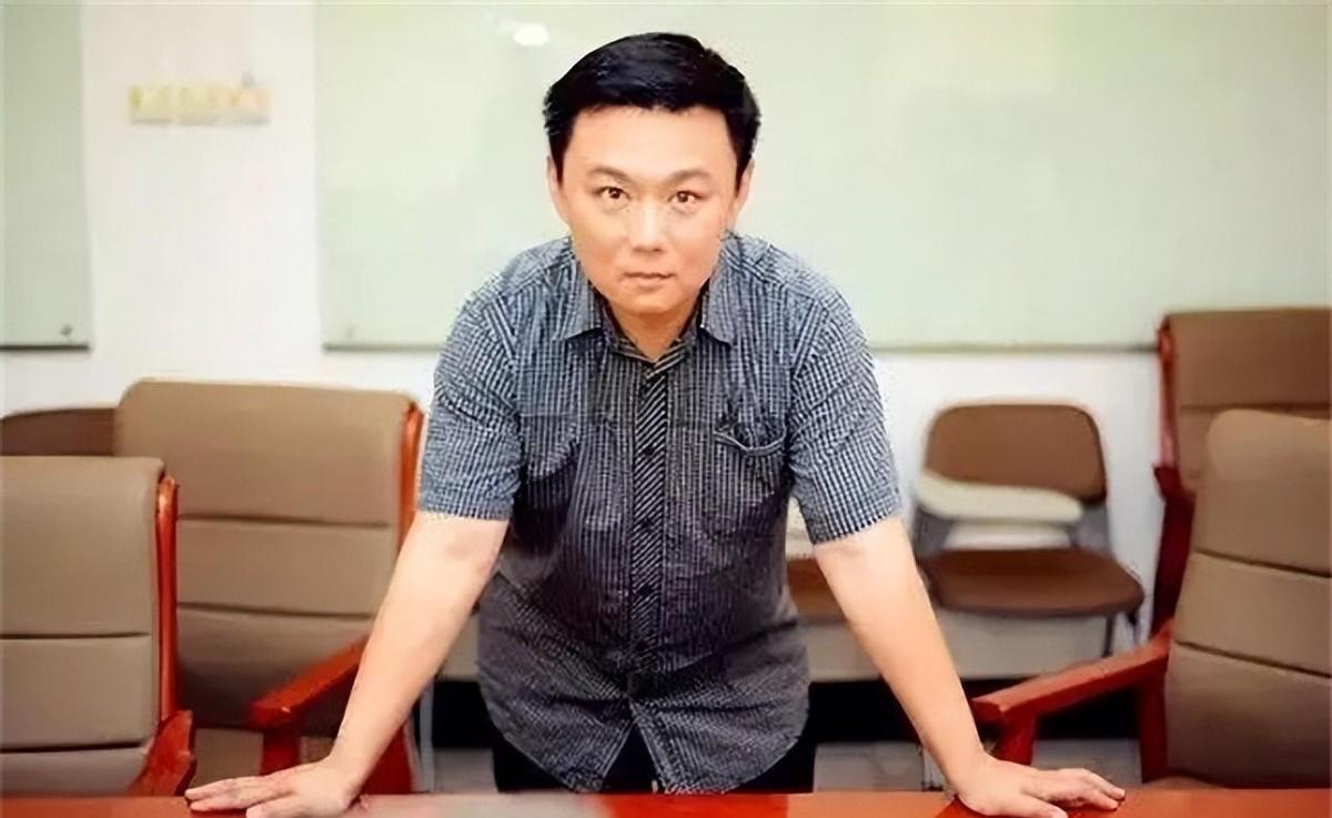日本法医剖析逾三千尸体后感慨：国家现状令人忧心，是否真的生病了？
2017年的秋