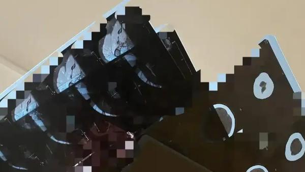 近期，受银价上涨影响，二手交易平台及街头出现大量收购废旧CT、X光等医用胶片的信