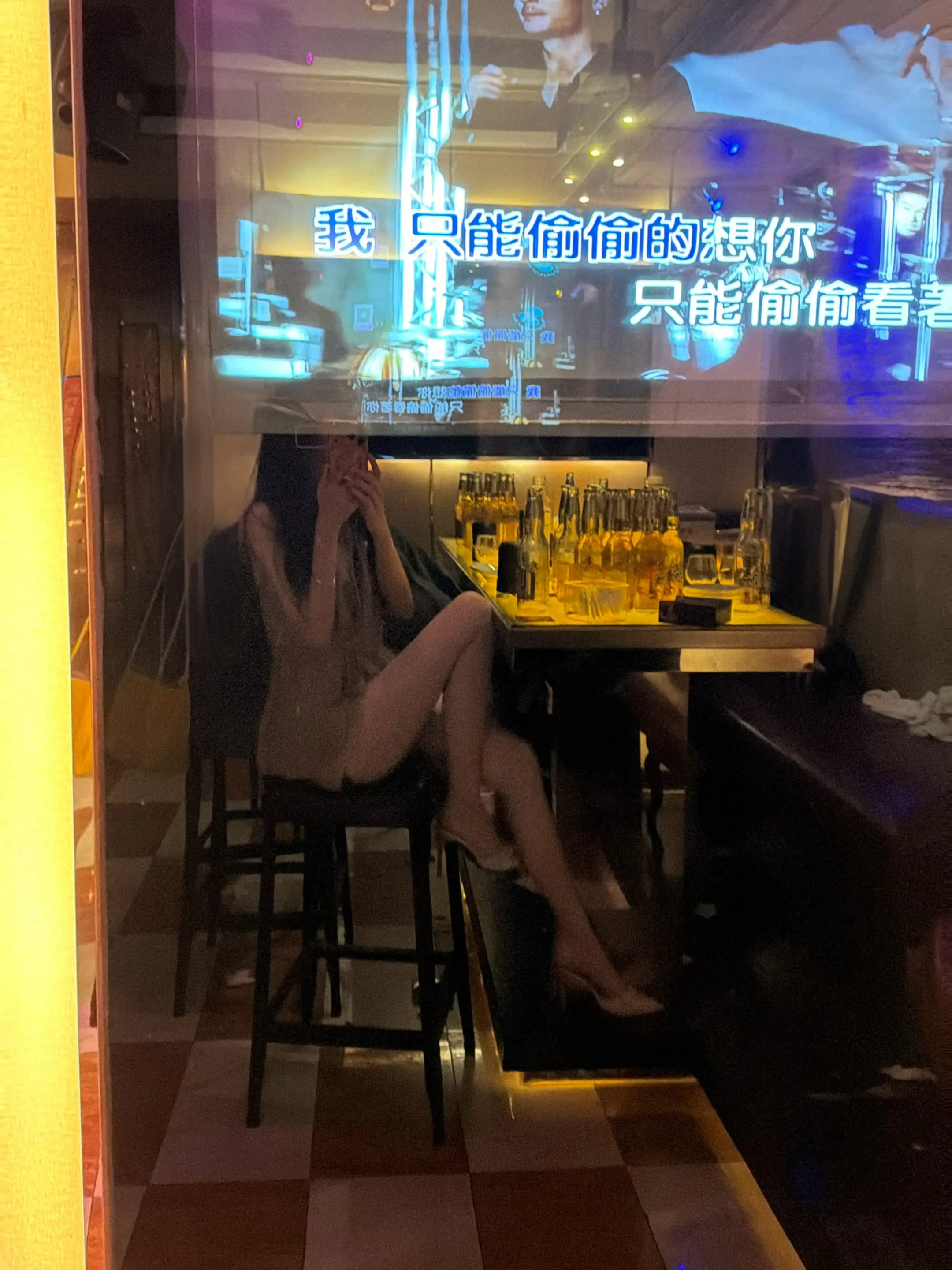 那年 我们大吵了一架 你说你要离开我 说了最难听的话 我没有听进去 我...