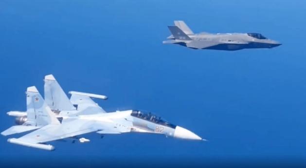 中国客机在欧洲上空突然失联，北约战机紧急升空响应，事情背后究竟发生了什么？
 