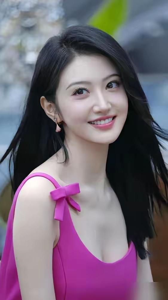 说实话我对景甜没恶意，她的条件不错也演过几部片但一直不红，至于这次和孙宇晨的感情
