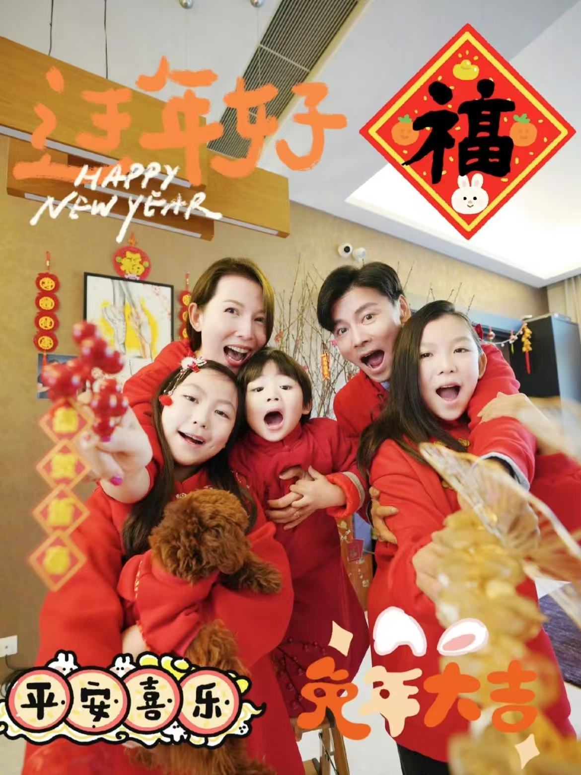 张晋和蔡少芬国外旅行突发心脏病张晋在节目中提及一段国外旅行时的难忘经历。当时身体