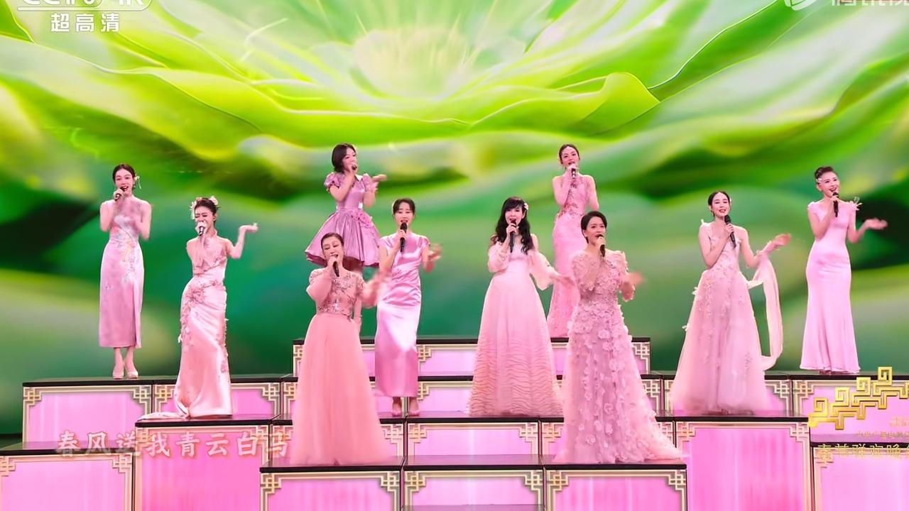 央视太懂流量密码了，春晚10美的《立春》，元宵4美的《好彩头》，国风美学太飒了