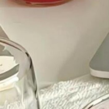 时代在召唤我们这一代青年人，用辛勤的汗水汇聚成源源不竭的洪流，形成巨大的磅礴之力