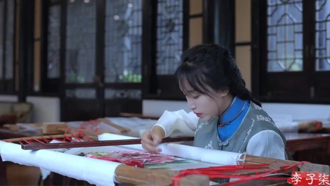 「李子柒」微博停更50天，李子柒怎么样了？