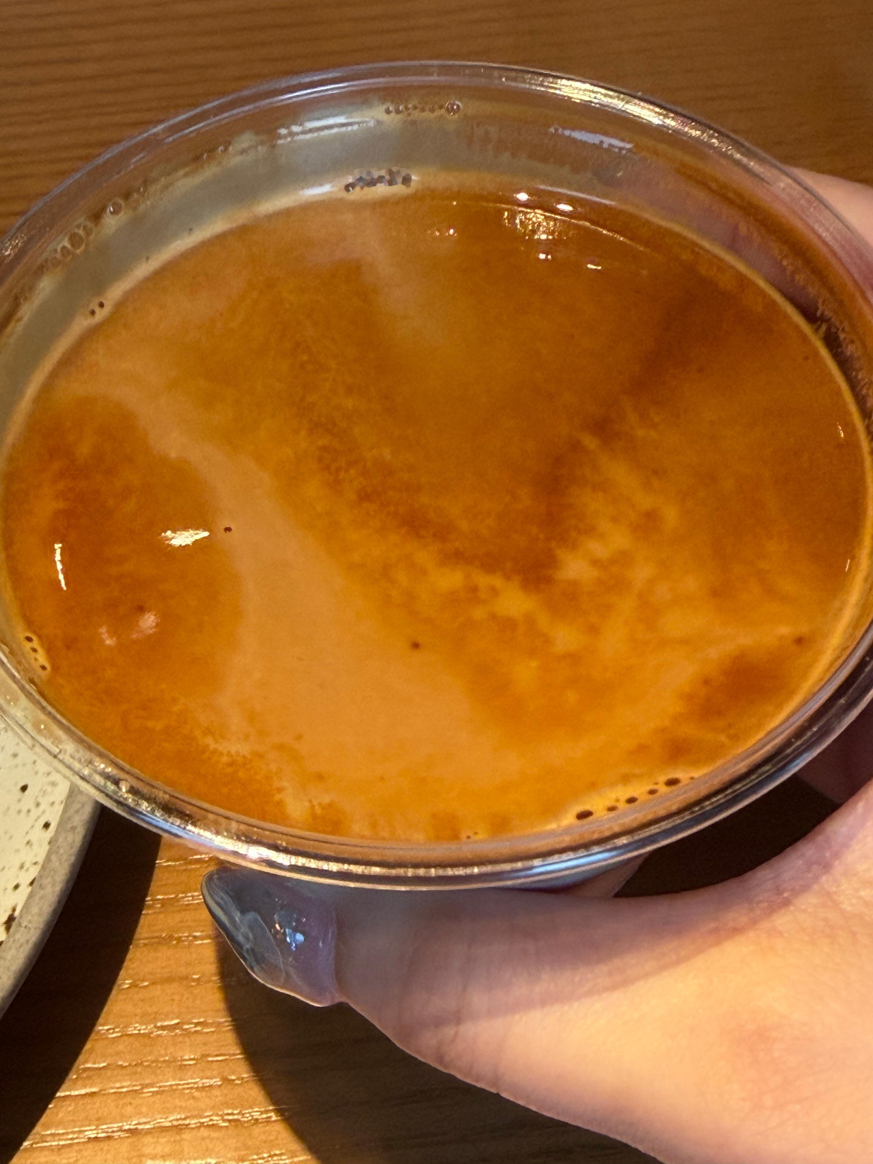 当你带了一个草帽，就会给咖啡倾泻星光拉花