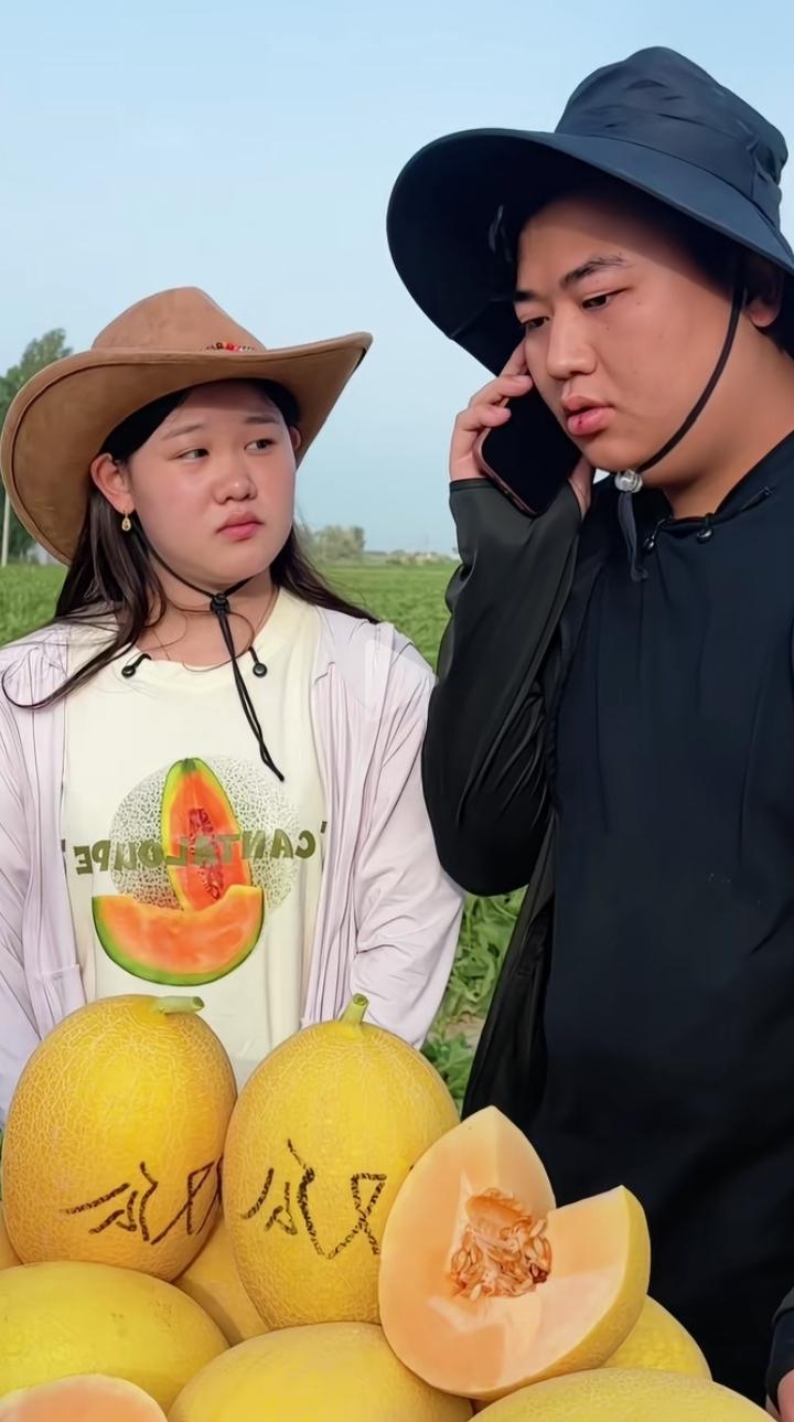 看到张家齐满眼担忧看着全进华打电话的画面，瞬间被戳到，认真做事、低调善良的年轻人