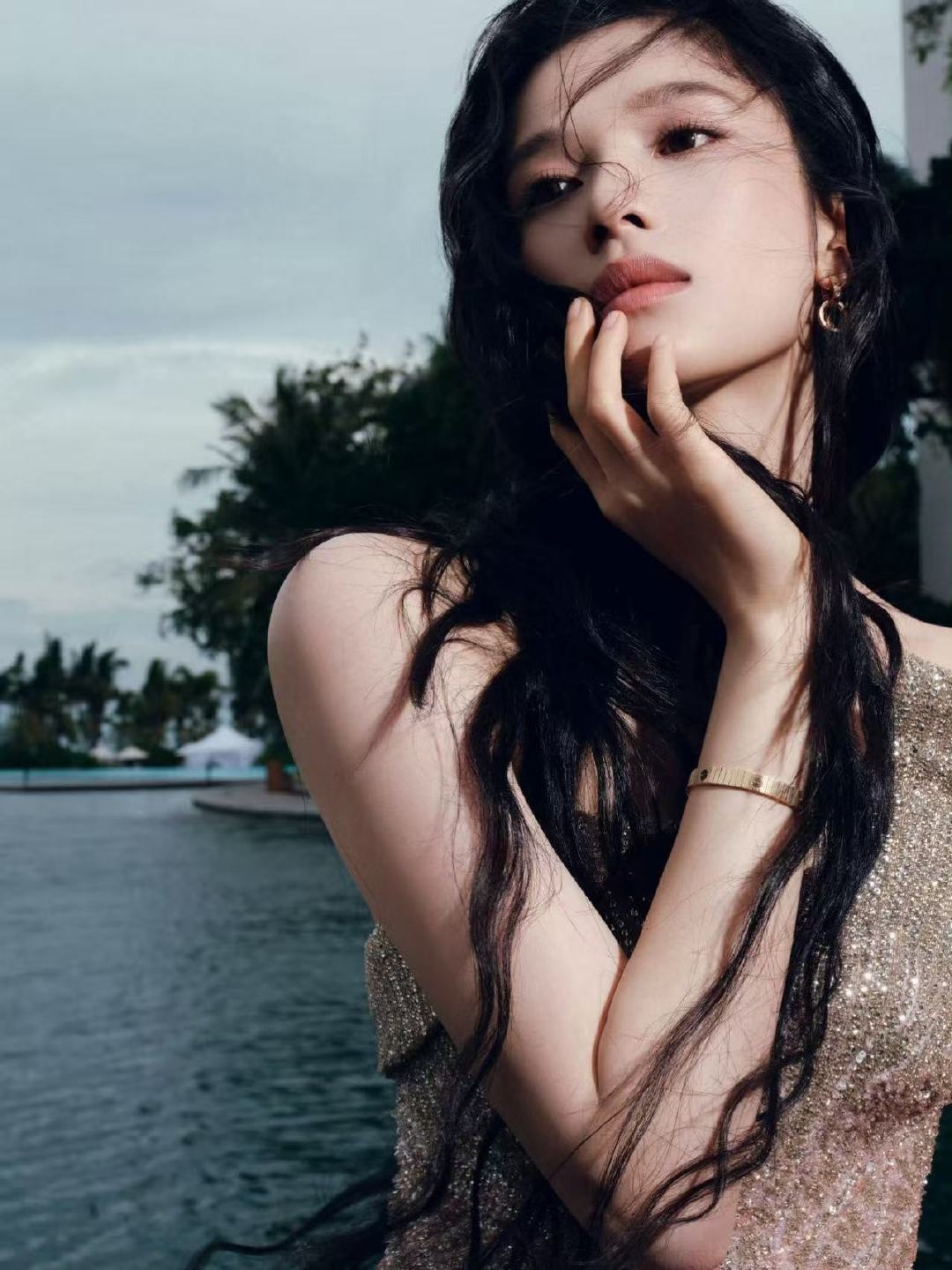 张婧仪elle出图张婧仪elle盛典出图张婧仪elle盛典出图，美人鱼公主👸 