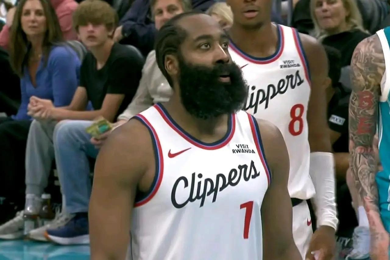 nba最恐怖的的得分盛宴诞生了！疯狂55+！熬夜看哈登的球迷太值了，绝对的nba