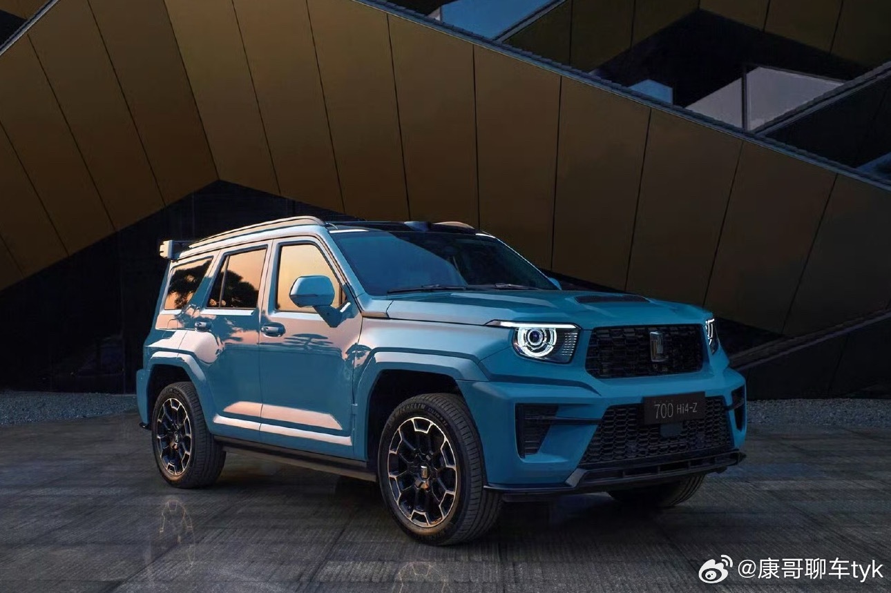 全新坦克700伴你青云直上魏建军“有魂有根”理念诠释了坦克700的初心。新车以麒