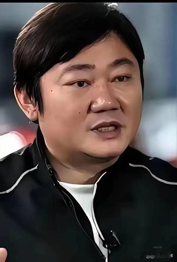 香港张雪机车总代理的老板都快愁哭了！自从瓦伦丁拿下第五个冠军后，门店人气直接爆棚