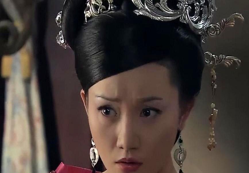 翻开《汉书》，关于大汉朝唯一的女侯爵吕媭的死法，留下了一段极度血腥的记载。
公元