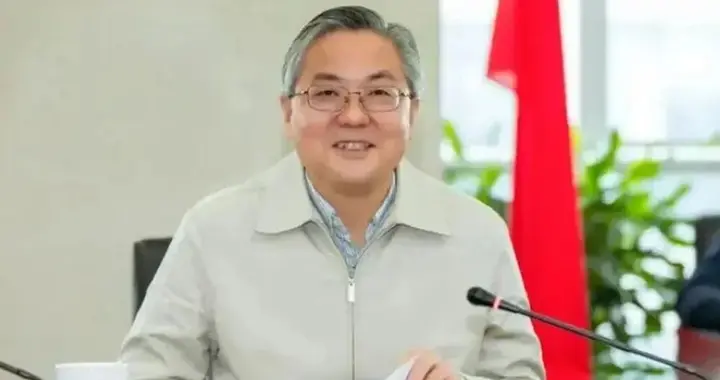 周红波当选为南京市委书记