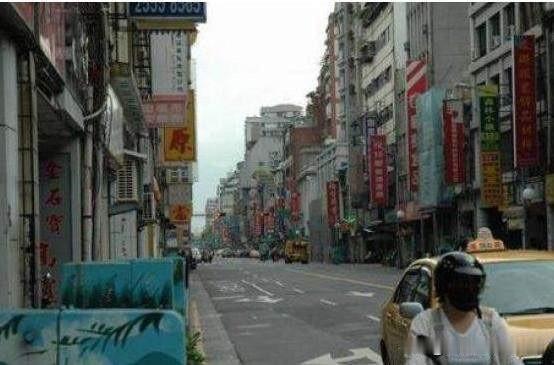 台湾政坛曾又冒出逆天言论！台"立法院长"韩国瑜竟宣称：台湾是全球华人中唯一能做到