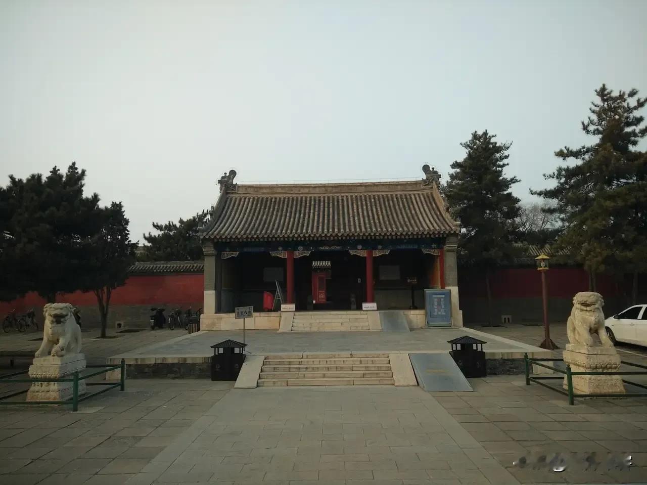 康熙皇帝的六女儿嫁到了漠北蒙古，但公主府却修到了漠南的呼和浩特，也就是当时的归化
