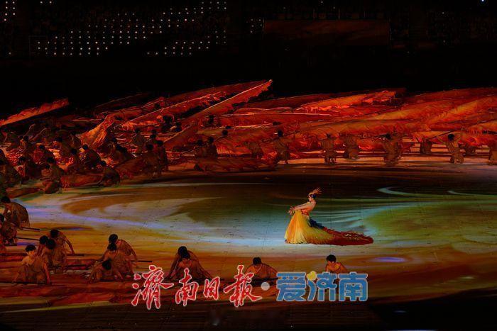 回顾山东省运会开幕式精彩瞬间 【光影筑盛会 逐梦启新篇｜2026山东省运动会开幕