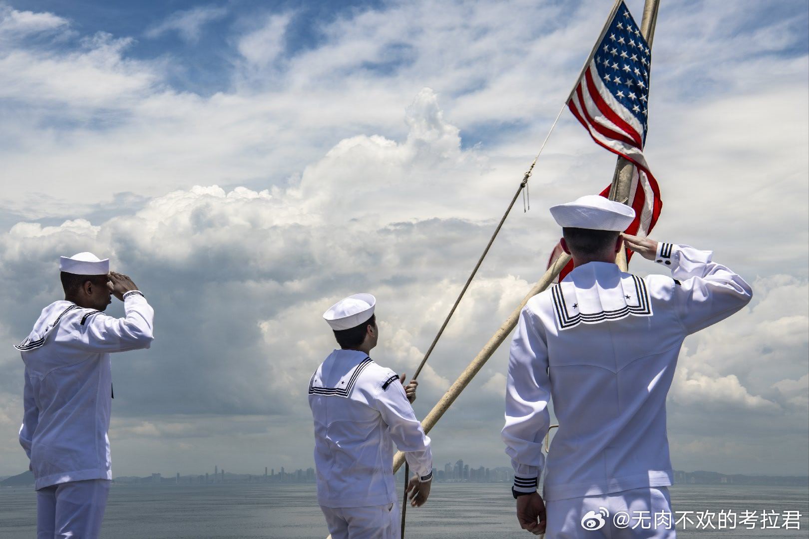 2026年4月2日，巴拿马城，USS Nimitz (CVN 68) 