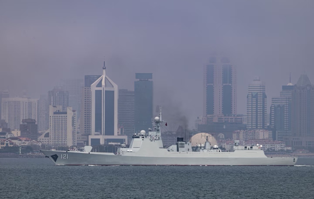 121齐齐哈尔舰就位423海军节